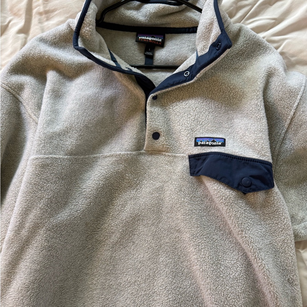 Patagonia Cream Fleece Pullover